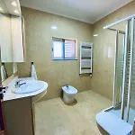 Relax & Recharge In Comfort - Azeitao